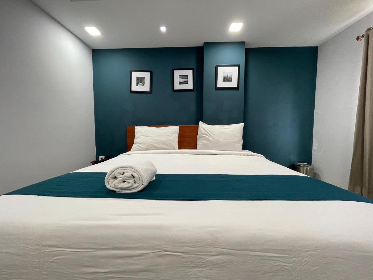 The Reach Hotel Kochi Εξωτερικό φωτογραφία