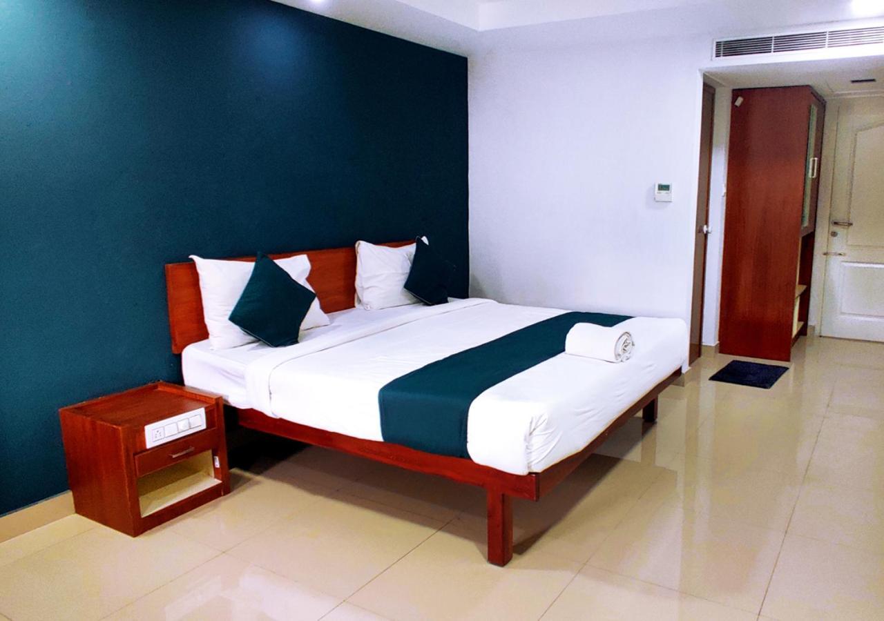 The Reach Hotel Kochi Εξωτερικό φωτογραφία