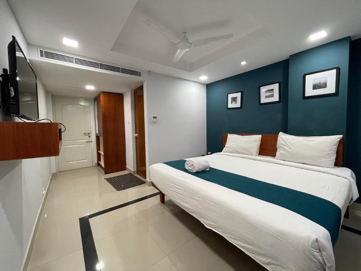 The Reach Hotel Kochi Εξωτερικό φωτογραφία
