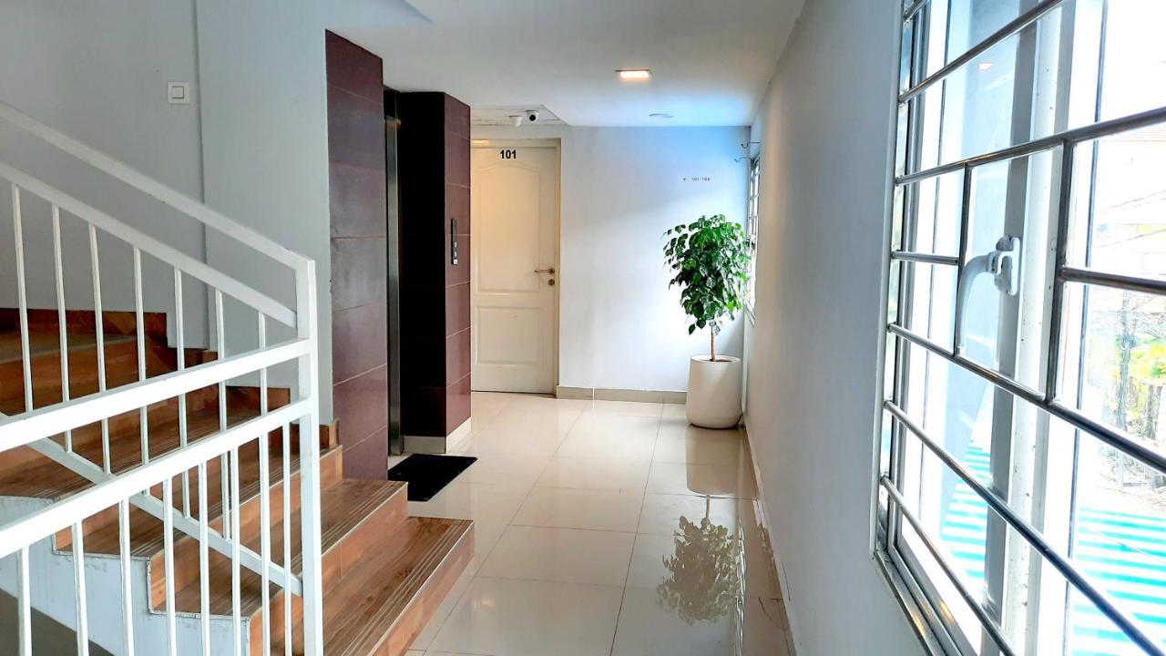 The Reach Hotel Kochi Εξωτερικό φωτογραφία