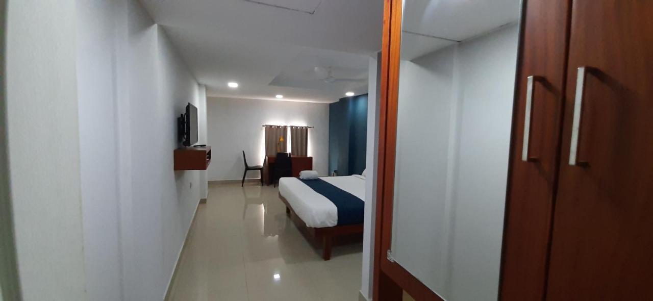 The Reach Hotel Kochi Εξωτερικό φωτογραφία