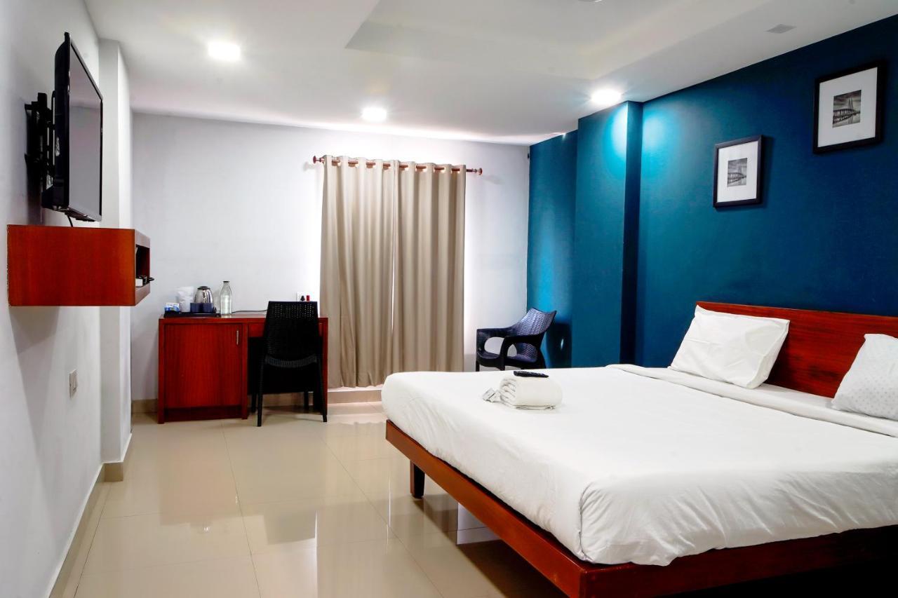The Reach Hotel Kochi Εξωτερικό φωτογραφία