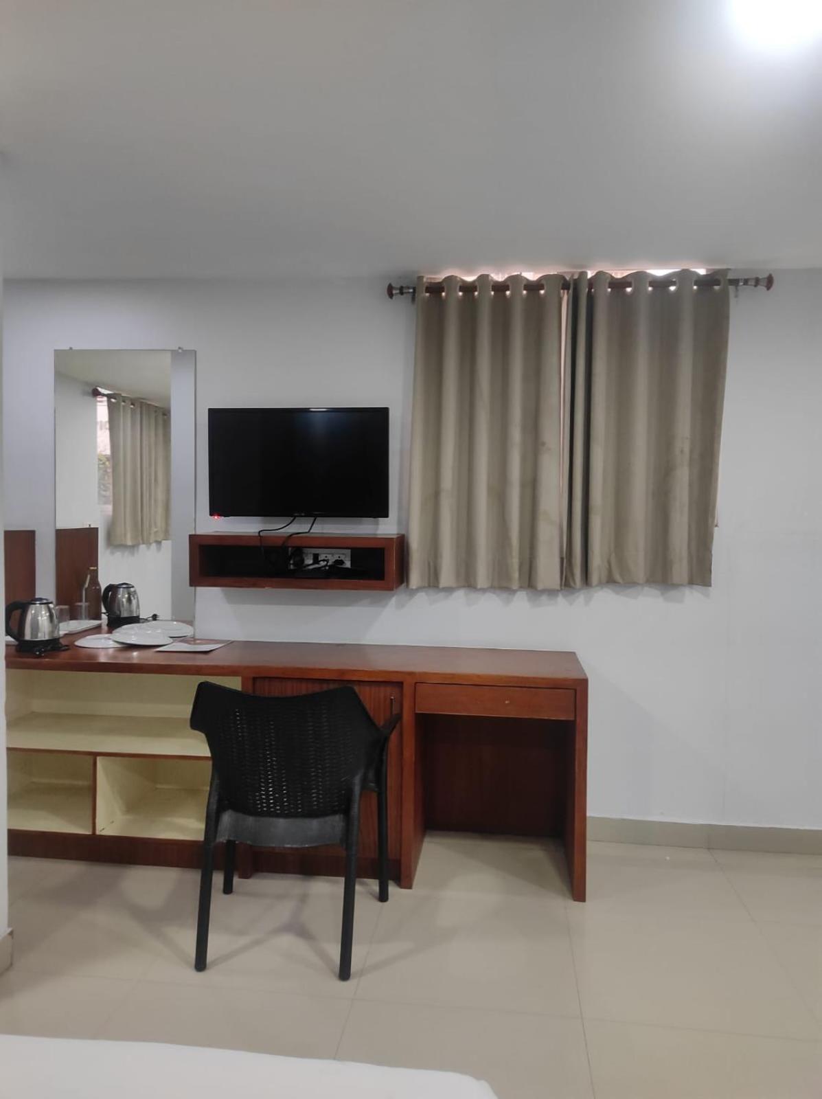 The Reach Hotel Kochi Εξωτερικό φωτογραφία